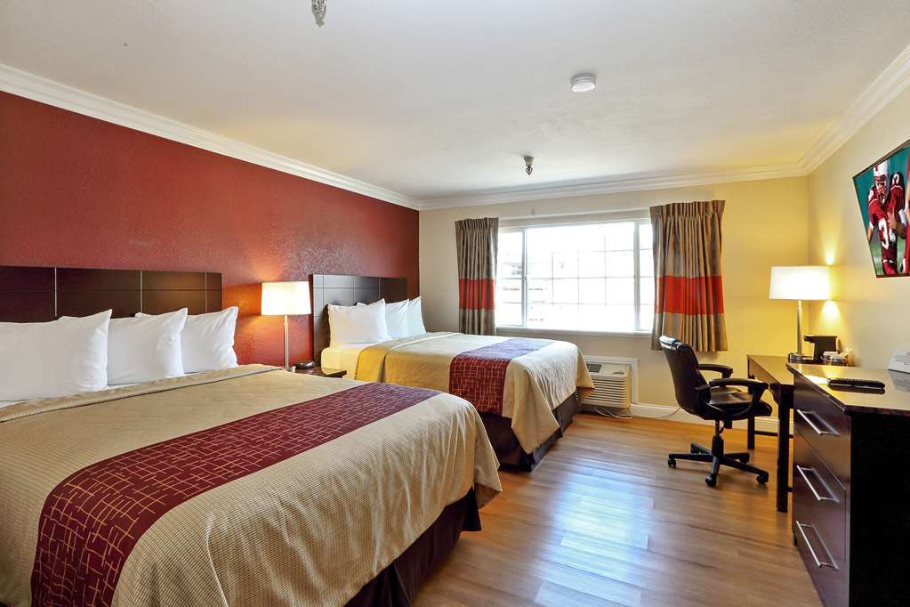 Red Roof Inn & Suites Monterey Phòng bức ảnh